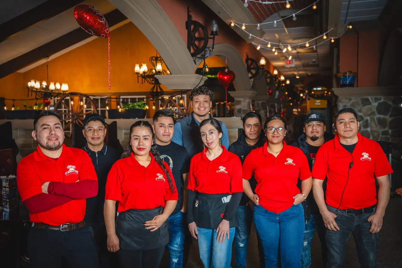 The Cancun Middletown team